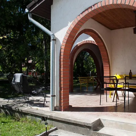 Apartman Endretro *