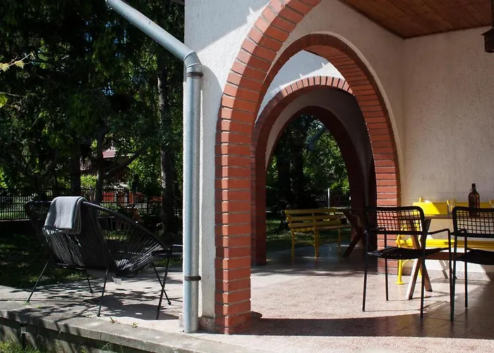 Apartament Endretro *